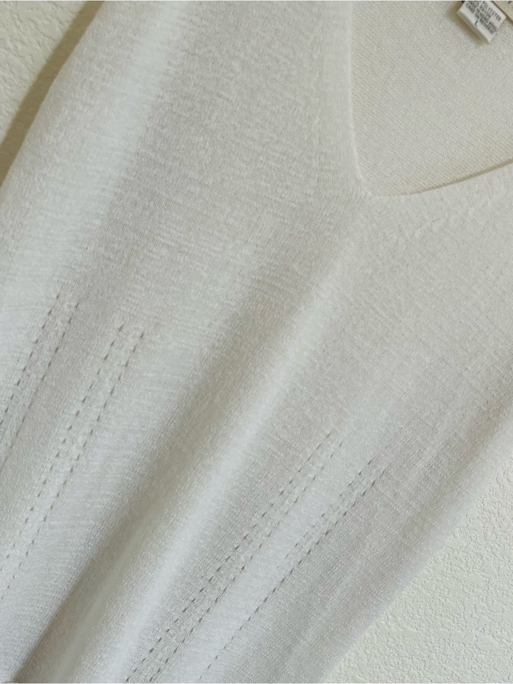 Neiman Marcus Knit Light Sweater Top
